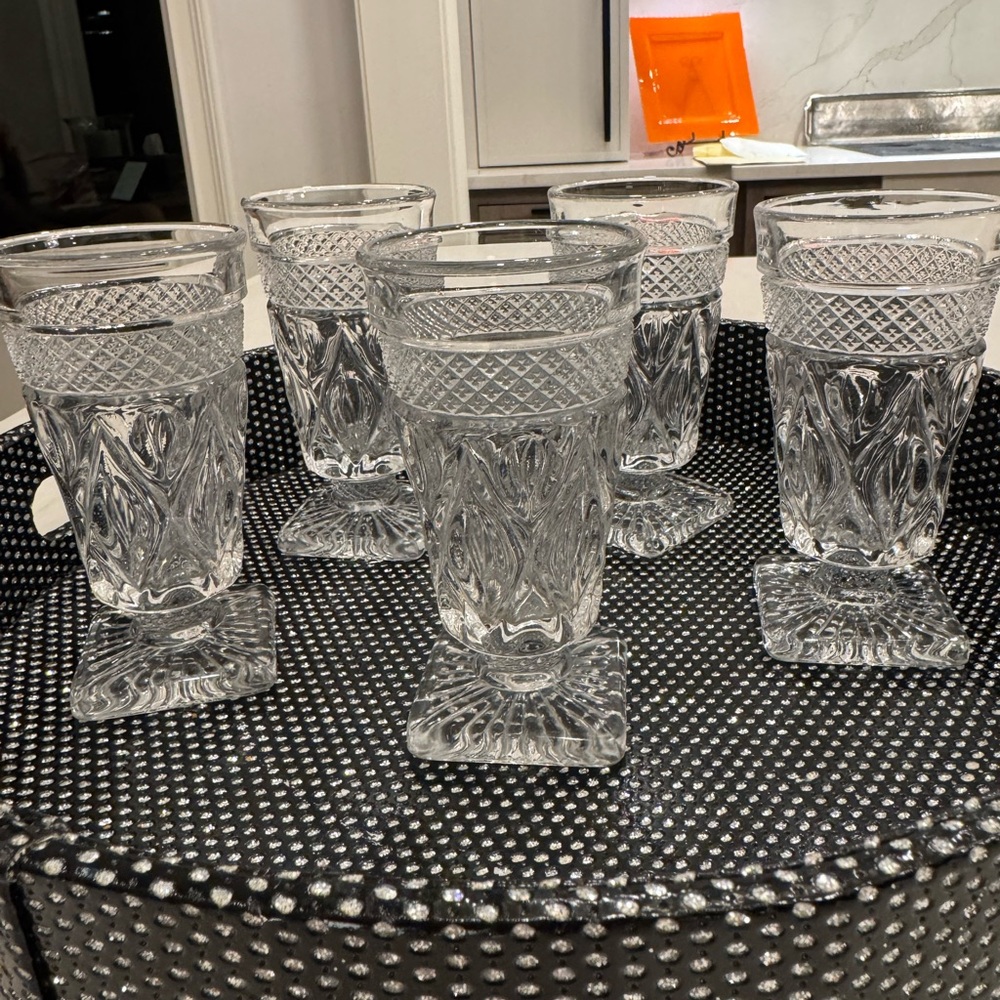 Vintage Juice Glass Set - Picture 2 of 4